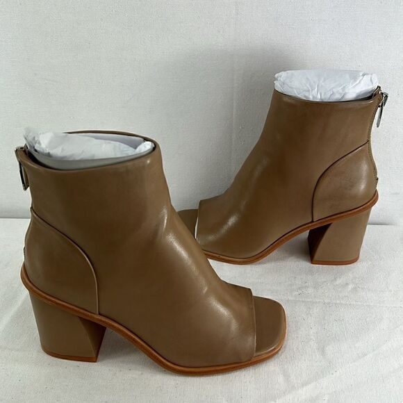 Vince Camuto Bebinder Open toe Shootie -Tortilla Super Soft- Size 5 M- NIB - Picture 5 of 7